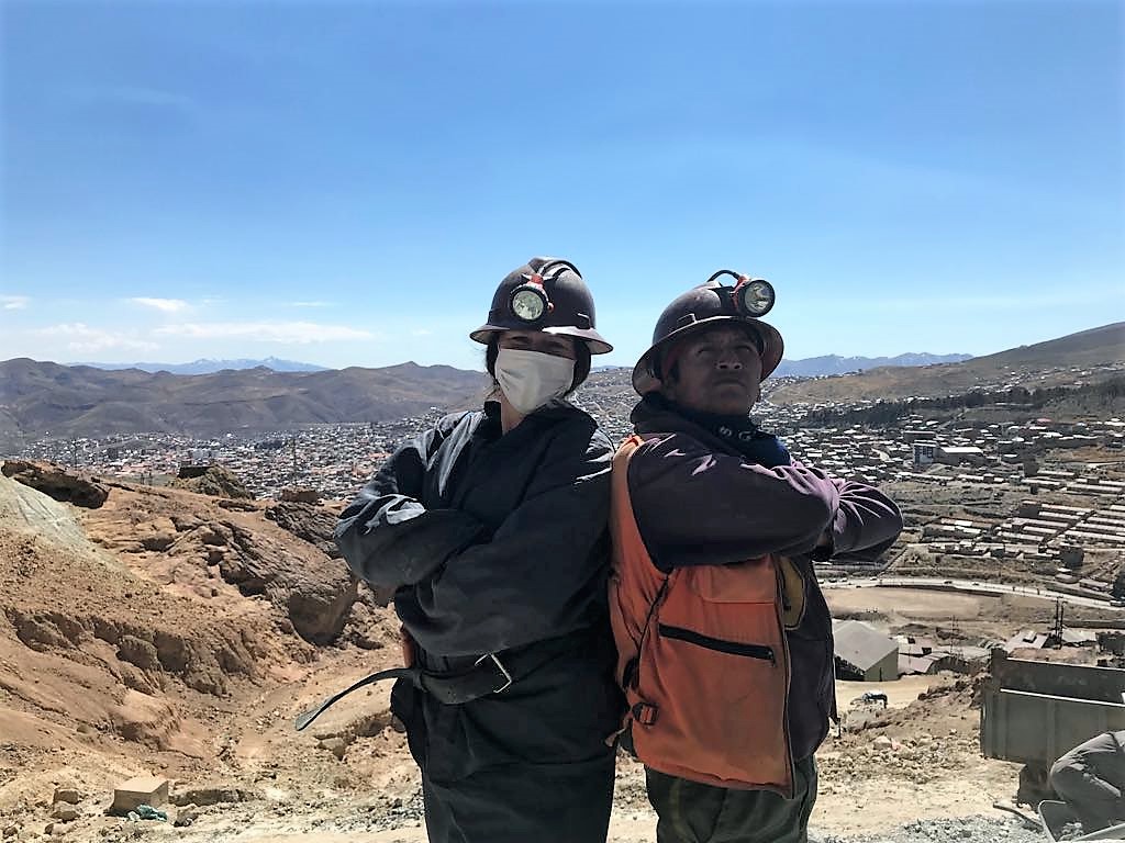 41109607_530079930763252_3601687225701498880_n